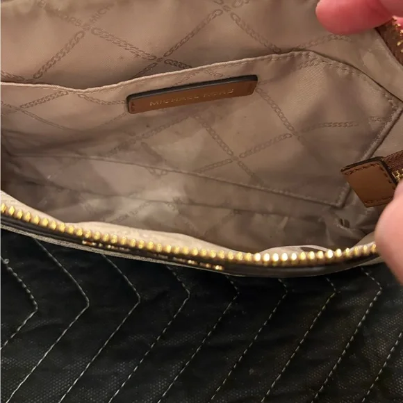 Michael Kors 3 in 1 Tote - Picture 9 of 16
